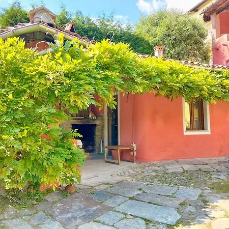 Casa Luciana Holiday home *
